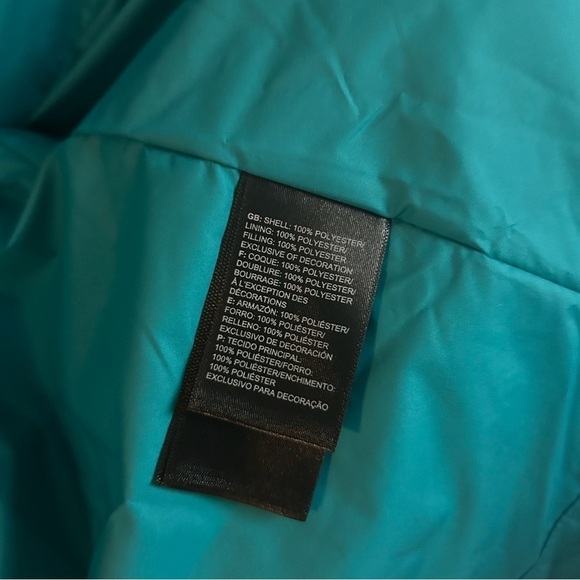 THE NORTH FACE Garner Triclimate Ski Jacket in Enamel Blue/TNF Black/Enamel Blue - Picture 15 of 16